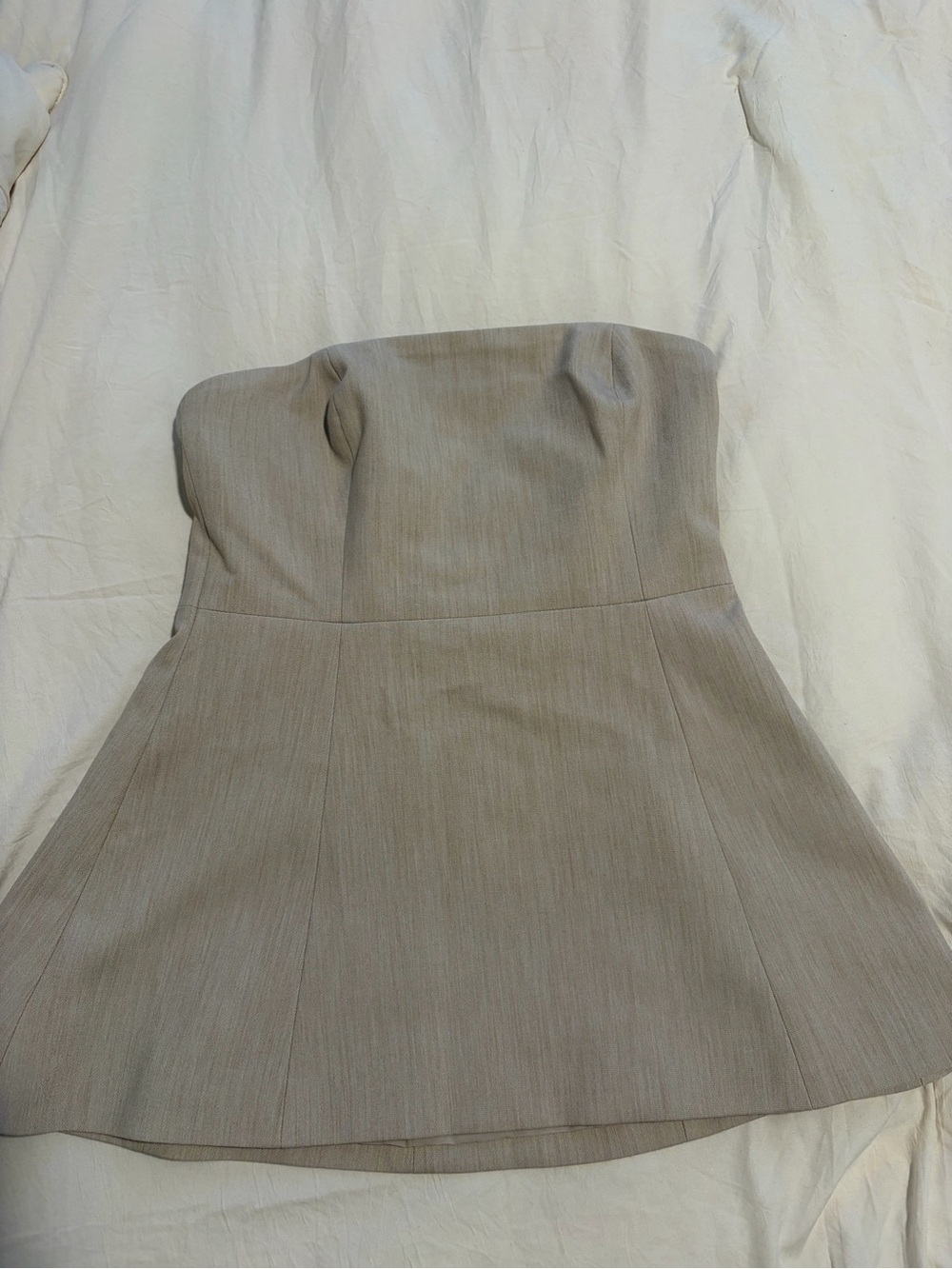 Aritzia Babaton Strapless Volition Top in Heather Matte Pearl